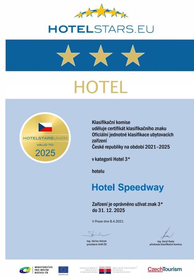 Penzion Speedway Mariánské Lázně Exteriör bild