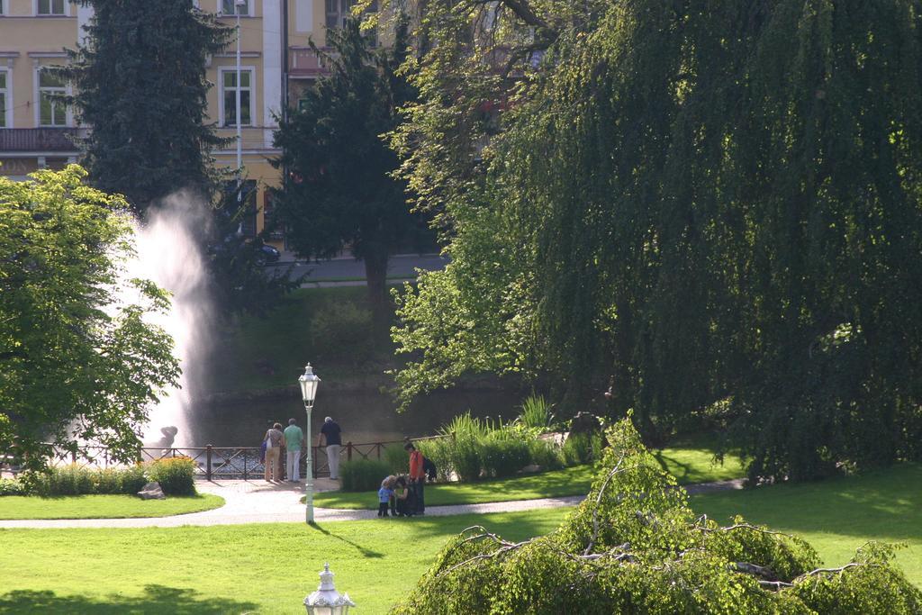 Penzion Speedway Mariánské Lázně Exteriör bild